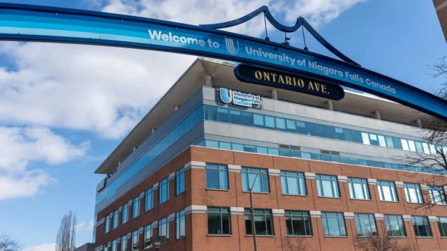 University of Niagara Falls